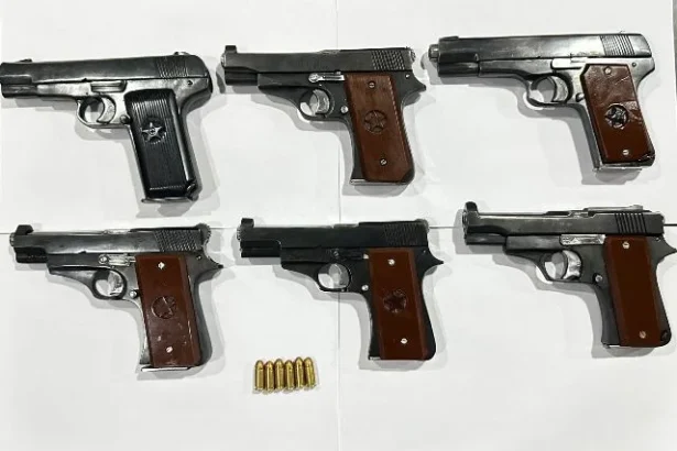 पंजाब पुलिस ने दिया हथियारों के तस्करों को बड़ा झटका