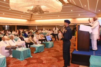 गरीब बच्चों में स्कूल छोड़ने की दर एक बड़ी समस्या - राज्यपाल