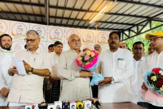 जेजेपी विधायक रामकरण काला ने थामा कांग्रेस का दामन