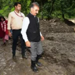 बादल की आफत से निपटने को फील्ड में उतरे सीएम