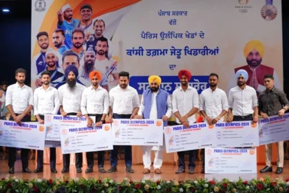 मुख्यमंत्री मान ने की हॉकी टीम के खिलाड़ियों पर धनवर्षा