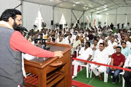 सीएम ने आढ़तियों के लिए खोला घोषणाओं का पिटारा