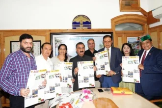 सीएम ने एपीजी विश्वविद्यालय के न्यूज लेटर का विमोचन किया