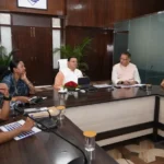 राज्य में प्राकृतिक खेती को दिया जाए बढ़ावा - धामी