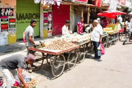 स्ट्रीट वेंडर्स नीति से जुड़े सुझावों पर विचार करेगी सरकार