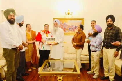 स्पीकर ने किया बॉक्सिंग चैंपियन गुरसीरत कौर का सम्मान