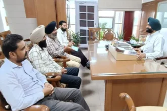 परिवहन मंत्री के आश्वासन पर यूनियन ने हड़ताल का आह्वान वापस लिया