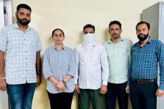 राजस्व पटवारी रिश्वत मामले में काबू