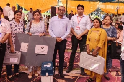 सज गए मॉडल बूथ, सखी मतदान केंद्रों पर वोटिंग करवाने निकली महिला पोलिंग टीम