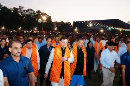 सीएम धामी ने देहरादून में किया रावण दहन