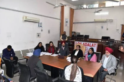 राष्ट्रीय लोक अदालतों में कई मामलों की हुई सुनवाई