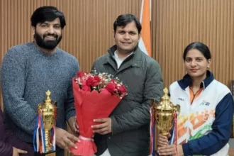 खेल मंत्री ने दी बास्केटबॉल की विजेता टीमों को बधाई