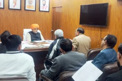 पशुपालन मंत्री ने अधिकारियों से की बजट पूर्व चर्चा