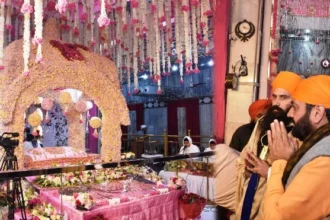 मुख्यमंत्री ने नाडा साहिब गुरुद्वारा में मत्था टेका