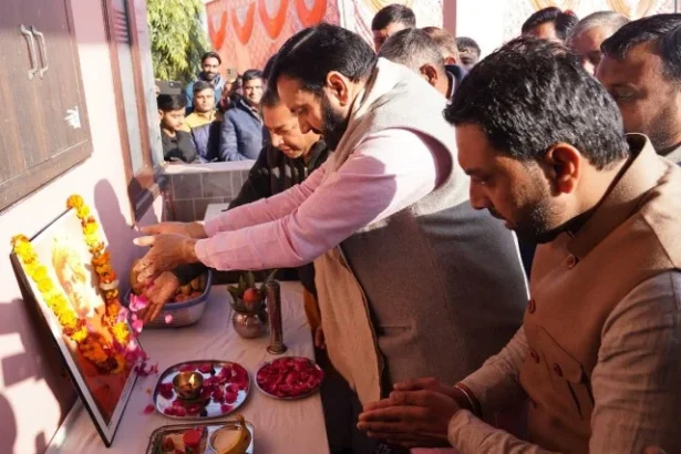 राजनीति में सक्रिय भागीदारी निभाएं युवा - सैनी