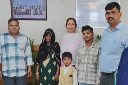17 साल से लापता युवक को अपने बिछड़े परिवार से मिलाया