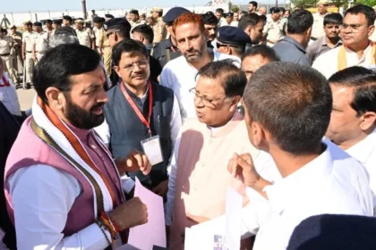 सीएम ने किया महाराजा अग्रसेन हिसार हवाई अड्डे का दौरा
