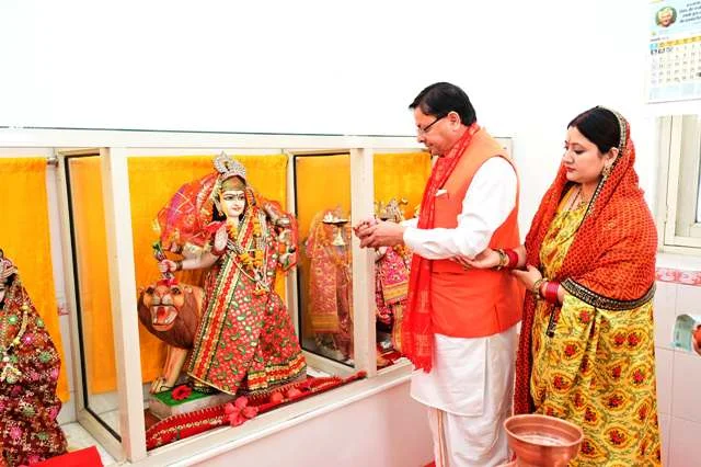 सीएम धामी ने रामनवमी पर की पूजा