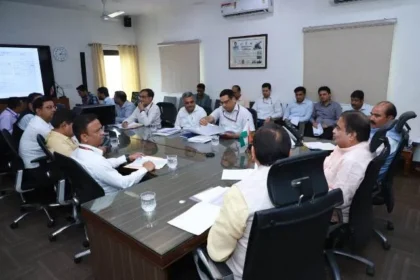 उत्तराखंड की सड़क योजनाओं को गति देने के लिए CM धामी ने केंद्र से मांग की