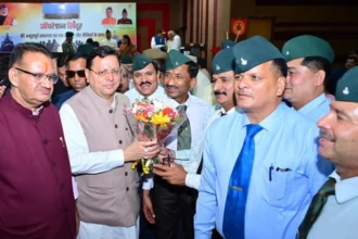 दून सैनिक इंस्टीट्यूट में आयोजित हुआ 'एक संवाद : वीर सैनिकों के साथ' कार्यक्रम