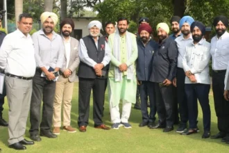 मुख्यमंत्री सैनी ने उद्योगपतियों के साथ प्रदेश की विकास योजनाओं पर संवाद किया