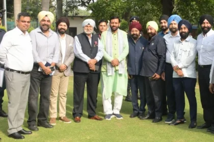 मुख्यमंत्री सैनी ने उद्योगपतियों के साथ प्रदेश की विकास योजनाओं पर संवाद किया
