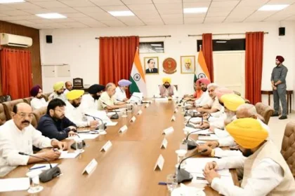 पंजाब सरकार ने दुकान एवं व्यावसायिक प्रतिष्ठान अधिनियम में ढील दी