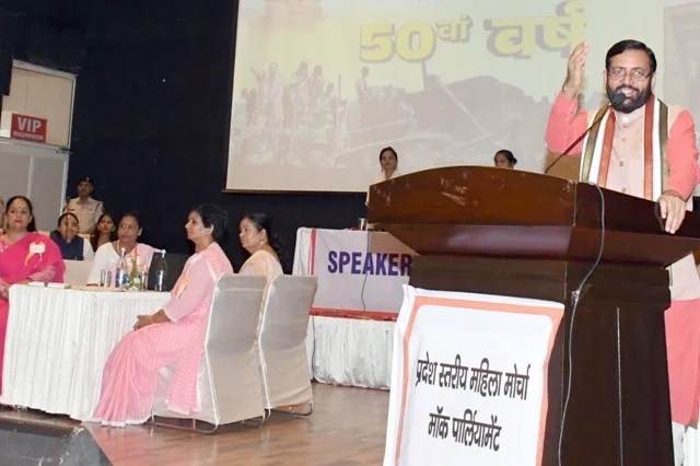 'लोकतंत्र सेनानियों और महिलाओं पर अत्याचार नहीं भुलाए जा सकते' – CM