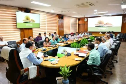 स्कूलों में स्थानीय भाषा प्रतियोगिताओं का होगा आयोजन: सीएम