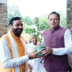 देवभूमि का प्रसाद पाकर सैनी हुए गदगद, धामी ने किया सम्मानित