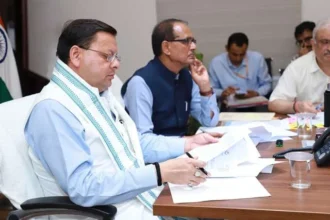 धामी-चौहान मिले, किसान कल्याण और ग्रामीण विकास पर हुई चर्चा