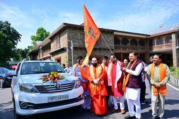 धामी ने किया कुशीनगर कलश यात्रा का फ्लैग ऑफ
