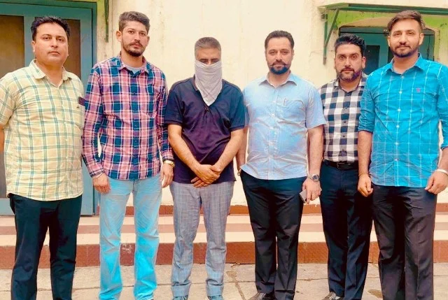 विजिलेंस का बड़ा एक्शन, धनौला नगर परिषद के अकाउंटेंट गिरफ्तार