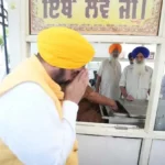 गुरुद्वारा फतेहगढ़ साहिब में सीएम मान ने की श्रद्धांजलि