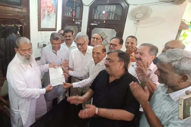 गौशाला विकास परियोजना के तहत अंबाला छावनी समिति को 20.77 लाख की सहायता