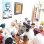 शहीद हुए प्रितपाल सिंह के परिवार से मिले बैंस