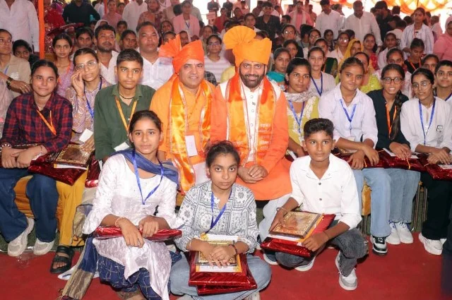 संत कबीर कुटीर में धूमधाम से मनाई गई गोस्वामी तुलसीदास की जयंती