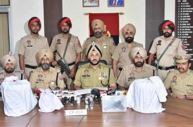 कमिशनरेट पुलिस ने बरामद की पिस्तौल और मैगज़ीन