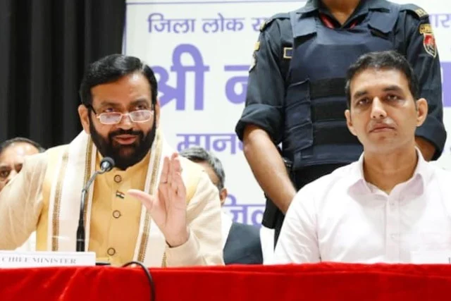 गुरुग्राम में जिला कष्ट निवारण समिति की बैठक की सीएम ने की अध्यक्षता
