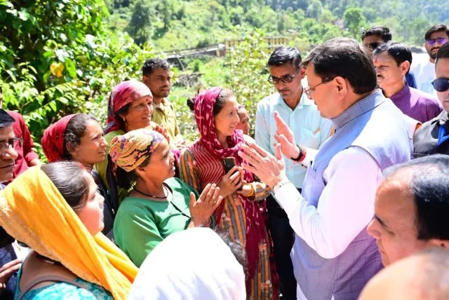 सीएम धामी ने राहत कार्यों की समीक्षा कर दिए निर्देश