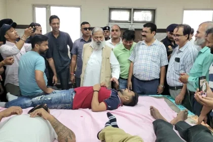 हरियाणा मंत्री ने कहा– पीएम मोदी दिन-रात देशहित में कार्यरत