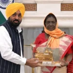 मान ने राष्ट्रपति से की मुलाकात, श्री आनंदपुर साहिब कार्यक्रम में शामिल होने का आग्रह
