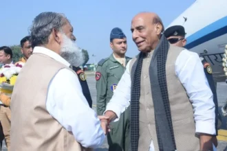 अंबाला छावनी पहुंचे राजनाथ सिंह, अनिल विज ने किया स्वागत