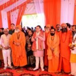 कुंभ 2027 के भव्य आयोजन को लेकर सीएम धामी की 13 अखाड़ों के संतों से चर्चा