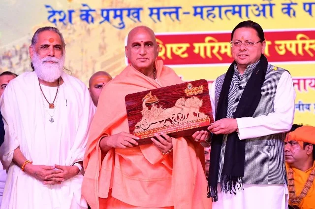 गीता का दिव्य संदेश विश्व को दिखा रहा मार्ग सीएम धामी