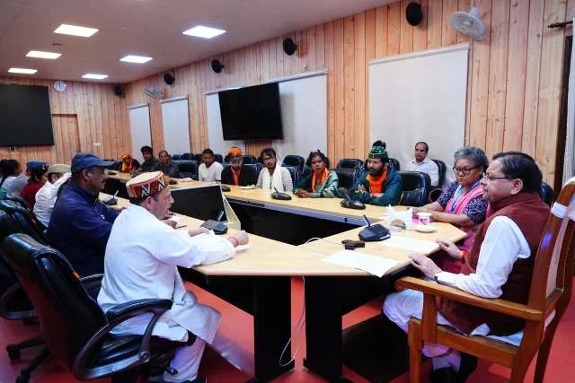 चौखुटिया प्रतिनिधिमंडल ने स्वास्थ्य सेवाओं को प्राथमिकता देने पर मुख्यमंत्री का जताया आभार