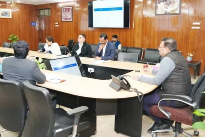 पीएम श्री स्कूलों की समीक्षा में पुस्तकालयों के लिए शीघ्र बजट आवंटन का आदेश