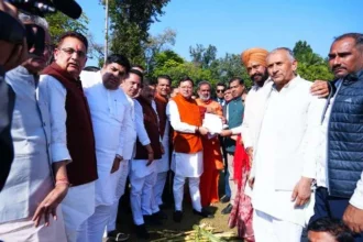 पेराई सत्र 2025-26: किसानों ने गन्ना मूल्य बढ़ाने की मांग मुख्यमंत्री के समक्ष रखी