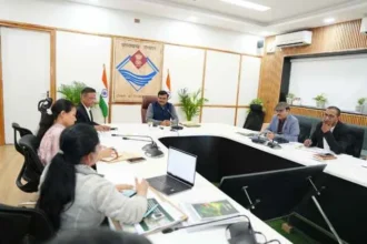 बैठक में बाढ़ नियंत्रण पर जोर, सिंचाई विभाग को कार्रवाई तेज करने के आदेश