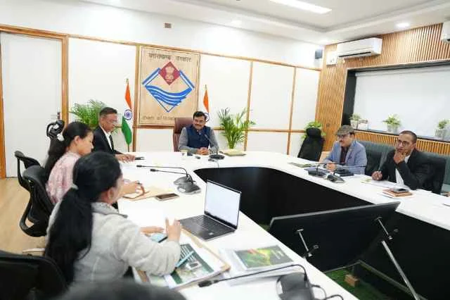 बैठक में बाढ़ नियंत्रण पर जोर, सिंचाई विभाग को कार्रवाई तेज करने के आदेश